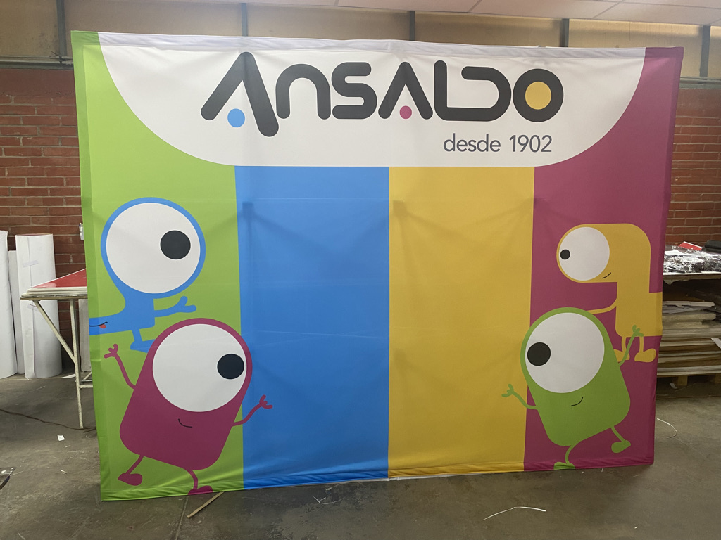 Backwall Ansaldo realizado por Fullgraf