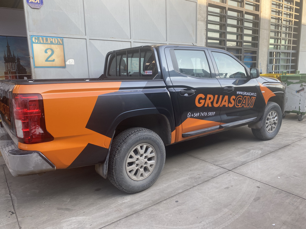Branding vehicular Fullgraf