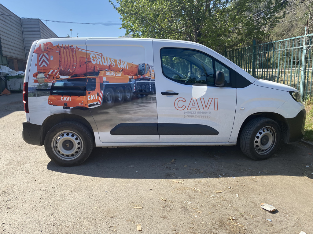 Branding vehicular Fullgraf
